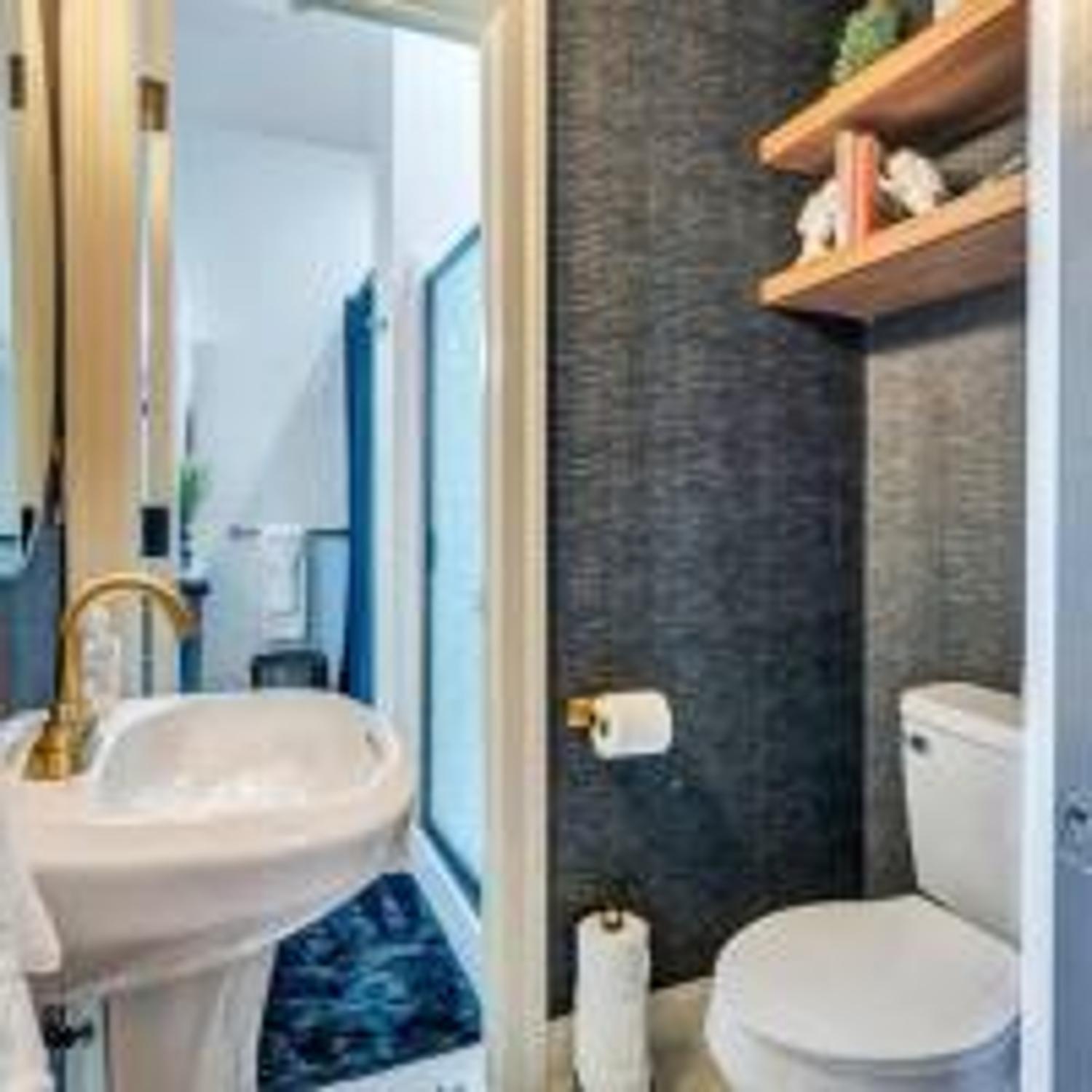Stylish & Romantic Home, Long-Term Friendly, King Baton Rouge Eksteriør bilde