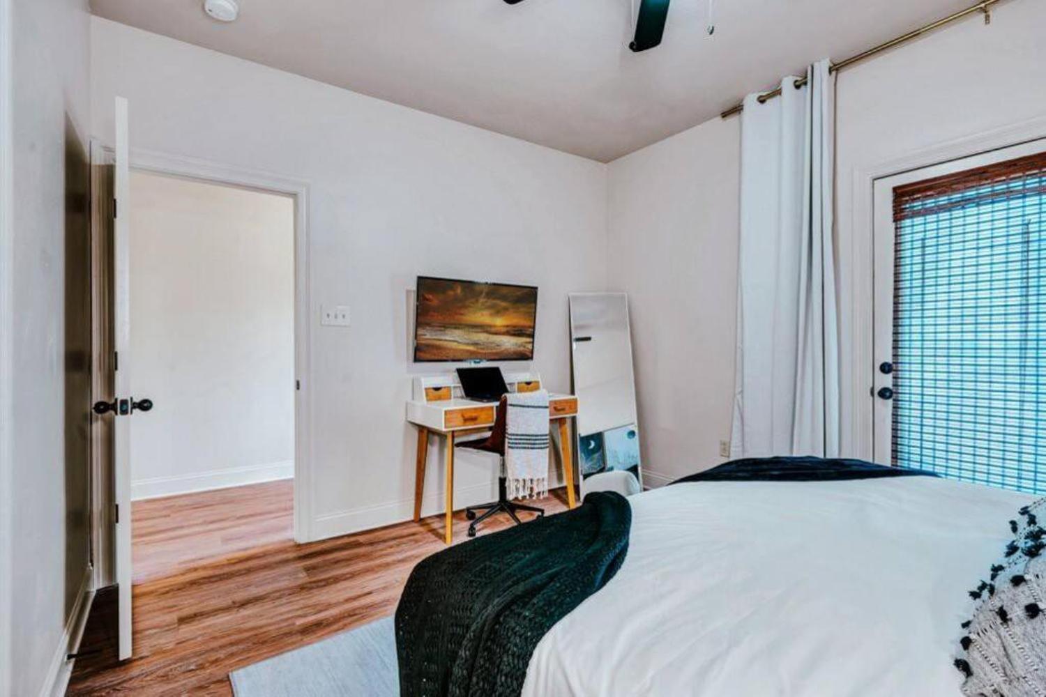 Stylish & Romantic Home, Long-Term Friendly, King Baton Rouge Eksteriør bilde