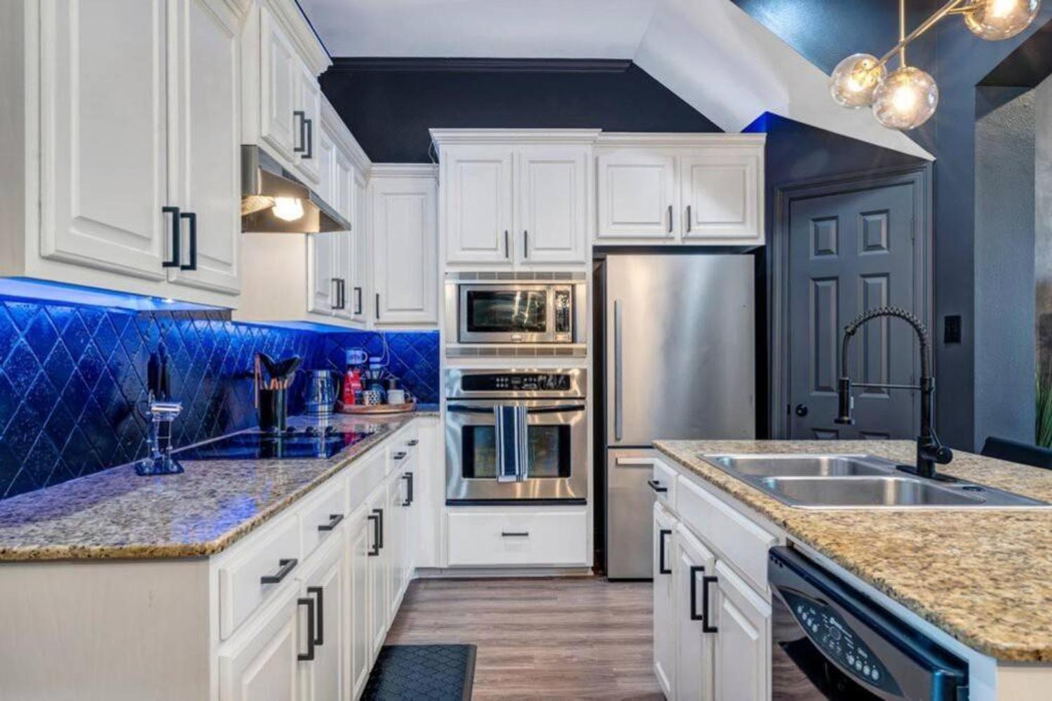 Stylish & Romantic Home, Long-Term Friendly, King Baton Rouge Eksteriør bilde